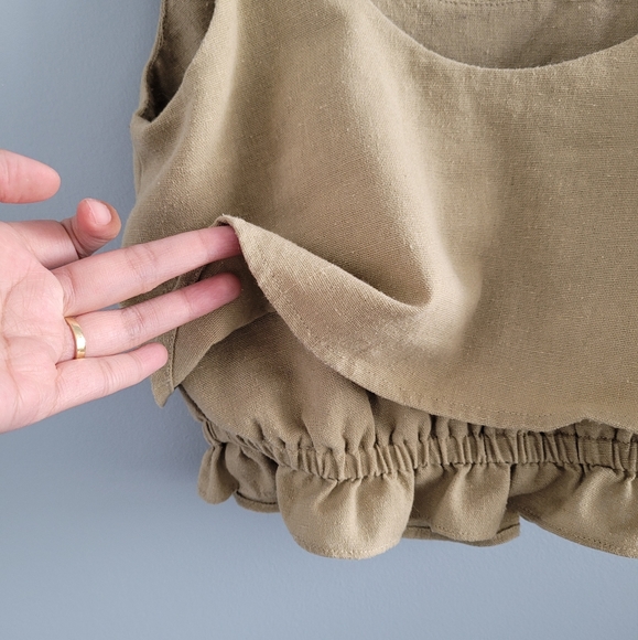 Olive Green Linen Crop Top in Size Small π« - Picture 3 of 4